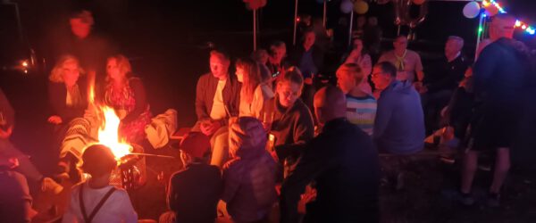 Sonnwendfeier und Geburtstagsfreude: Ein Sommerabend zum Erinnern